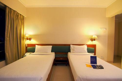 Hotel Lotus Pune Exterior foto